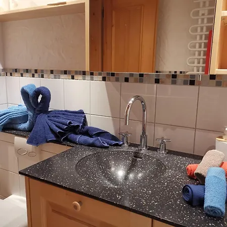 De A Apartman Zweisimmen