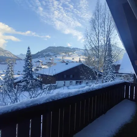 De A Lejlighed Zweisimmen